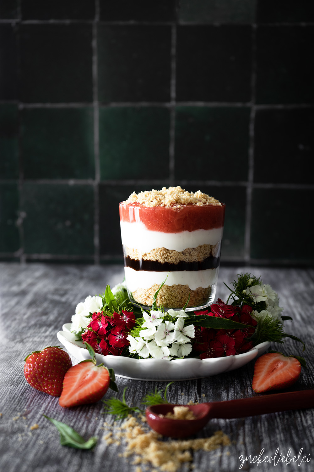 Strawberry Cheesecake Dessert im Glas